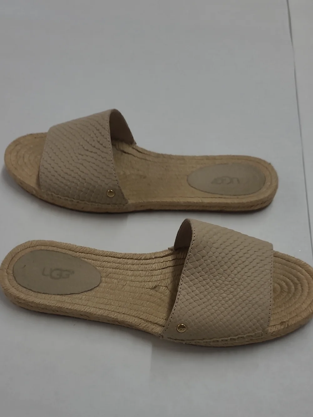 UGG stylish neutral